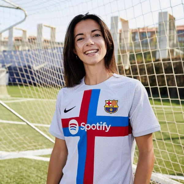 آیتانا بونماتی بهترین فوتبالیست زن آیتانا بونماتی بهترین فوتبالیست زن