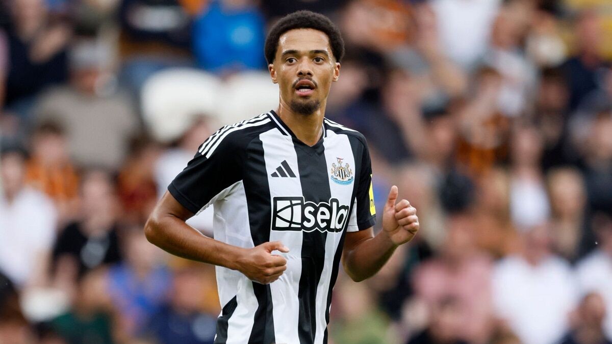 اختلاف مالی 300 هزار دلاری مانع انتقال لوییس اختلاف مالی 300 هزار دلاری مانع انتقال لوییس