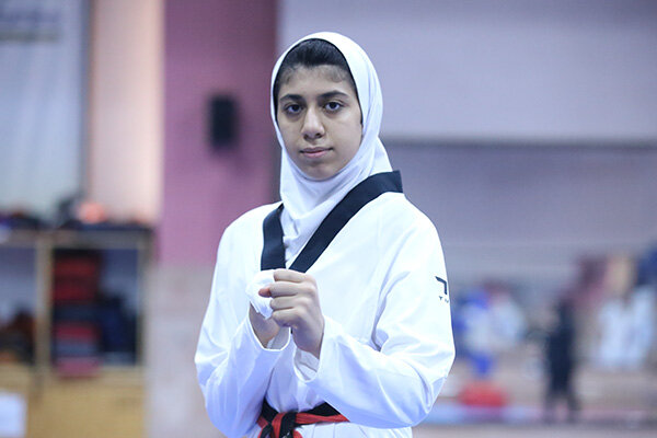 درسا ویسی نقرهآور تکواندو درسا ویسی نقرهآور تکواندو