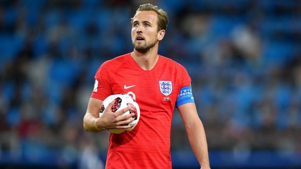 هری کین مهاجم گلزن در نیمه بالای جدول