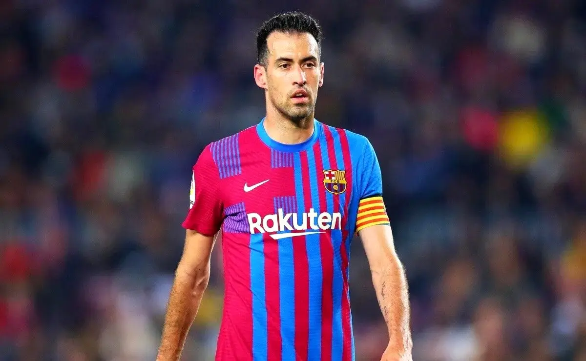 پایان دوران هافبک دفاعی بوسکتس