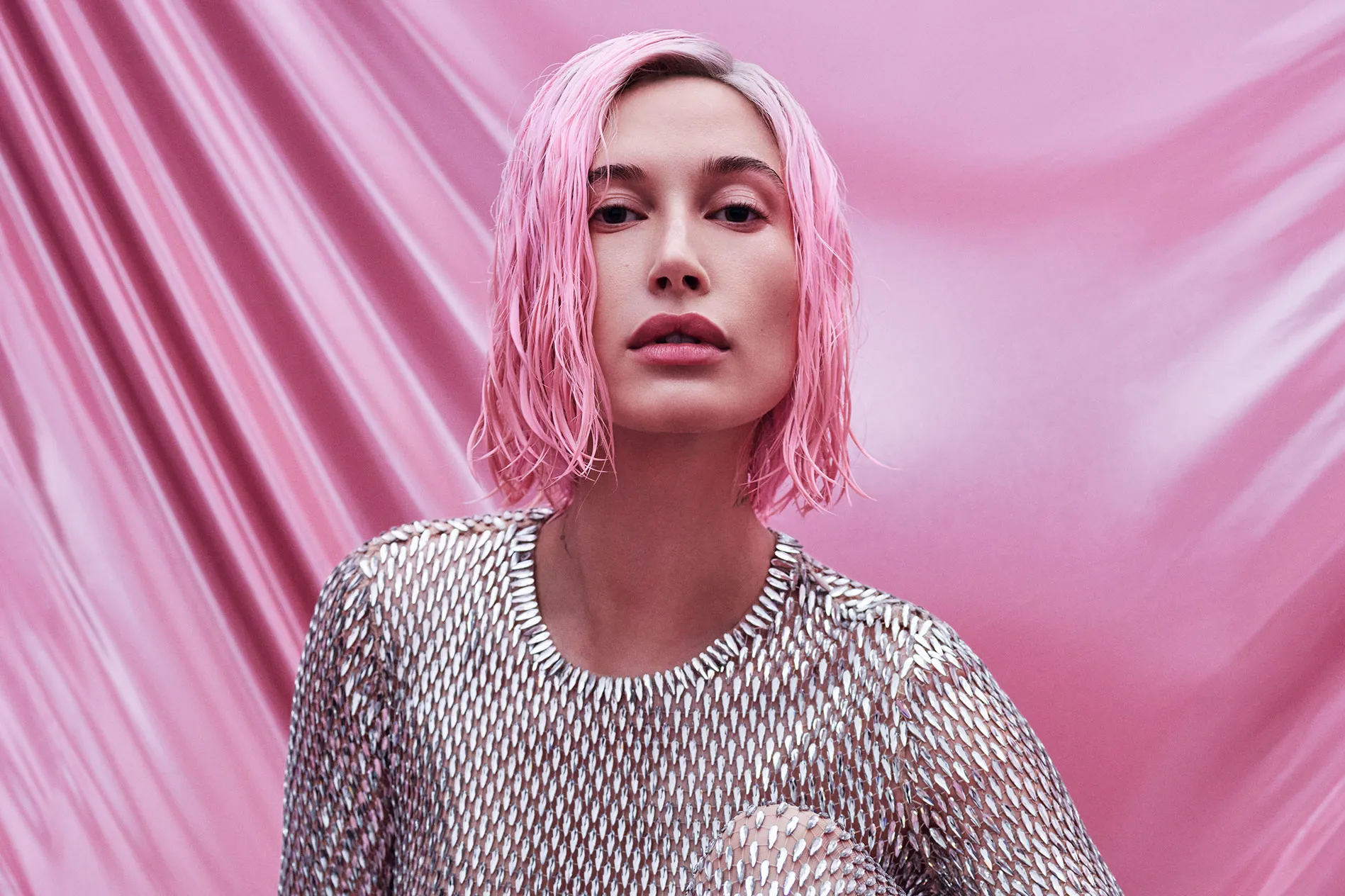 Hailey Bieber مدل و بلاگر