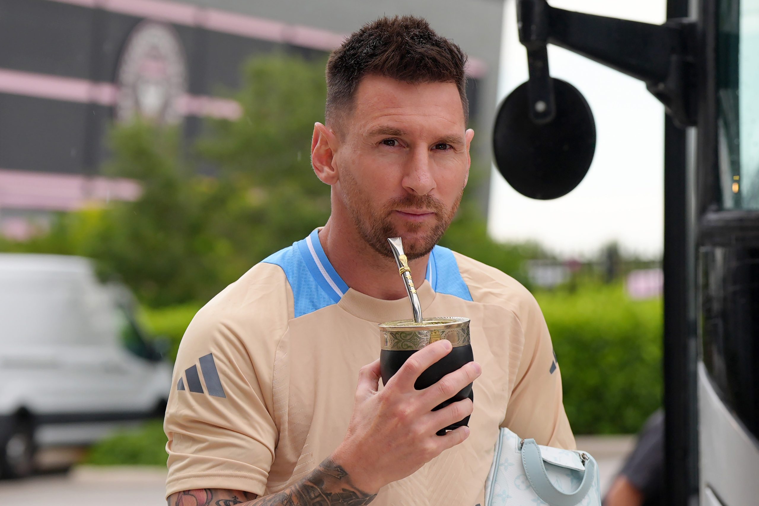 Lionel Messi فوتبالیست و بلاگر