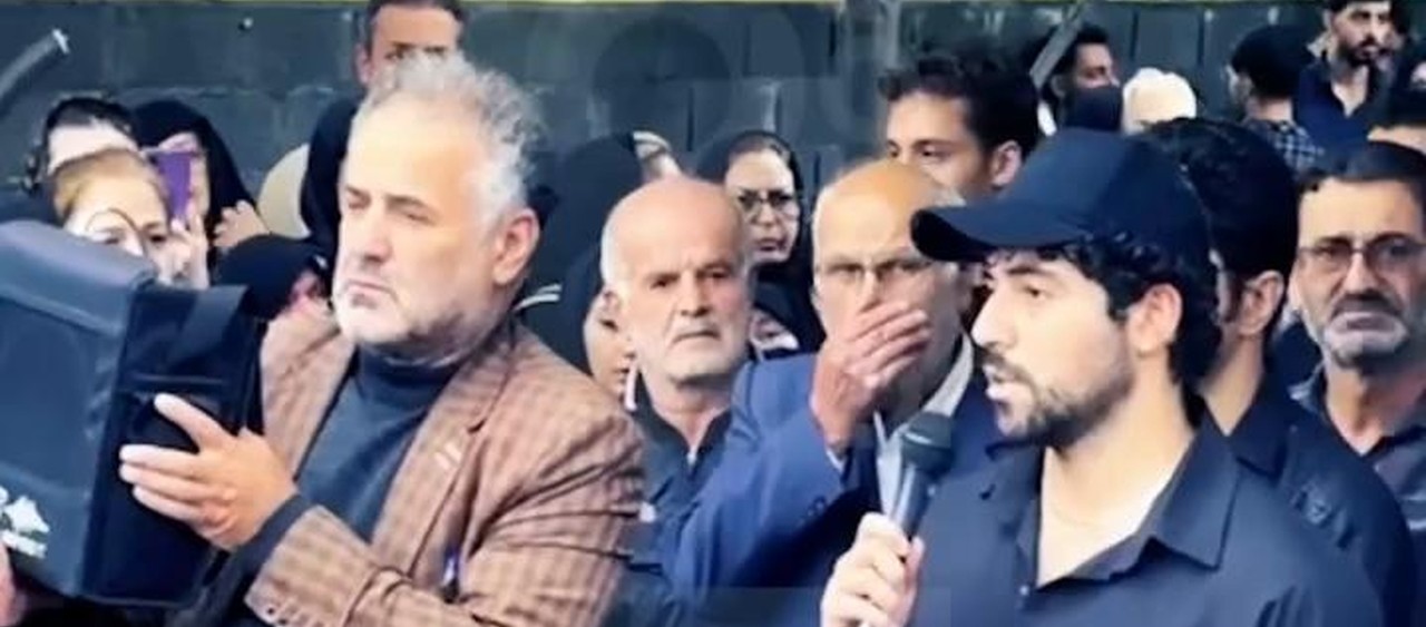 مراسم خاکسپاری پدر شروین