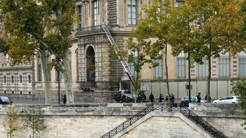 آثار لوور چگونه دزدیده شد آثار لوور چگونه دزدیده شد