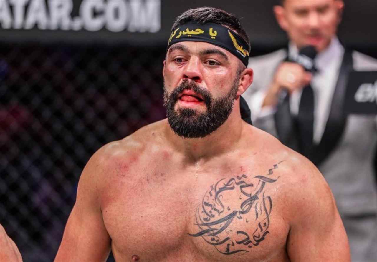 امیر علی‌اکبری شانس قهرمانی سنگین‌وزن