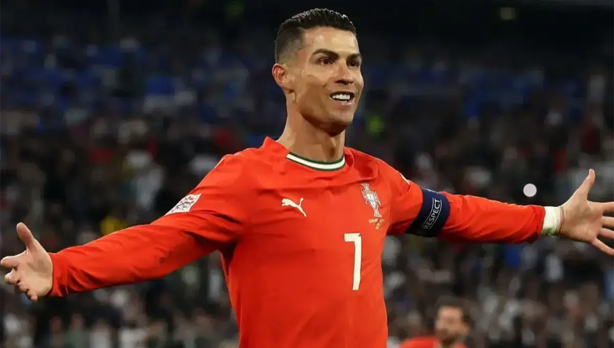 رونالدو با ۱۳ گل بهترین شد رونالدو با ۱۳ گل بهترین شد