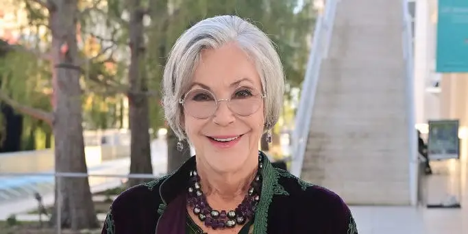 علت ثروتمند شدن آلیس والتون