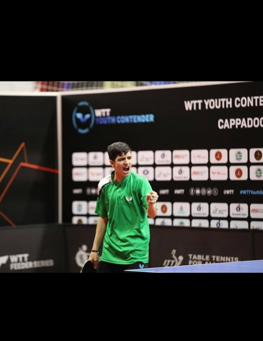 عکس بنیامین فرجی تنیسور