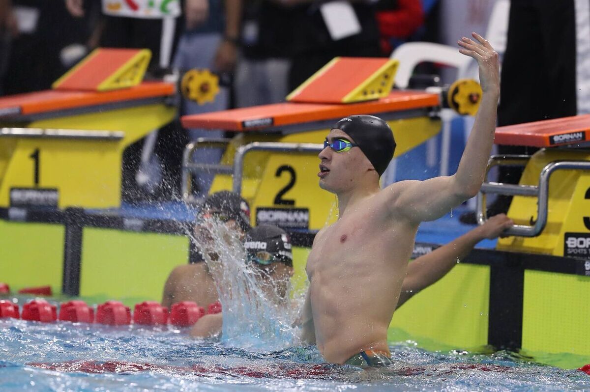 محمد مهدی غلامی، قهرمان شنا محمد مهدی غلامی، قهرمان شنا