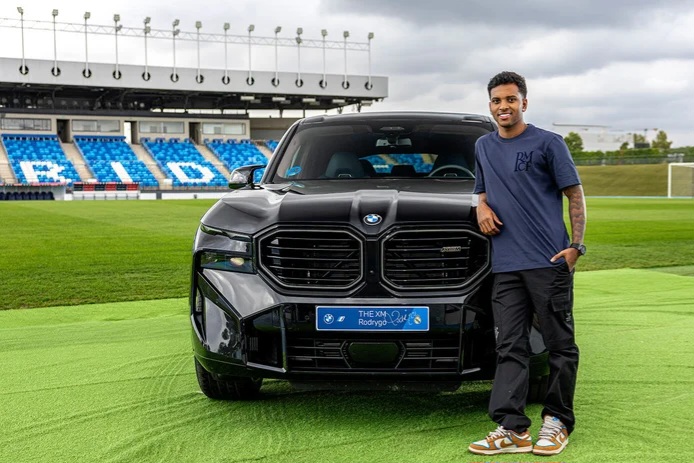 ماشین جدید رودریگو بازیکن رئال مادرید ماشین جدید رودریگو بازیکن رئال مادرید