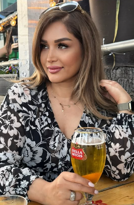 مامک جمشیدی چه کسی هست 