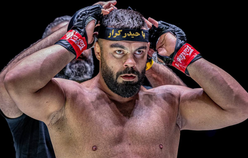 واکنش هواداران به برد امیر علیاکبری واکنش هواداران به برد امیر علیاکبری