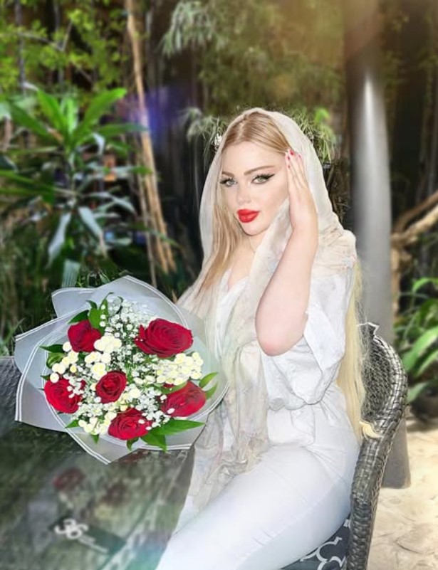 عکس جذاب مونا ثریابین