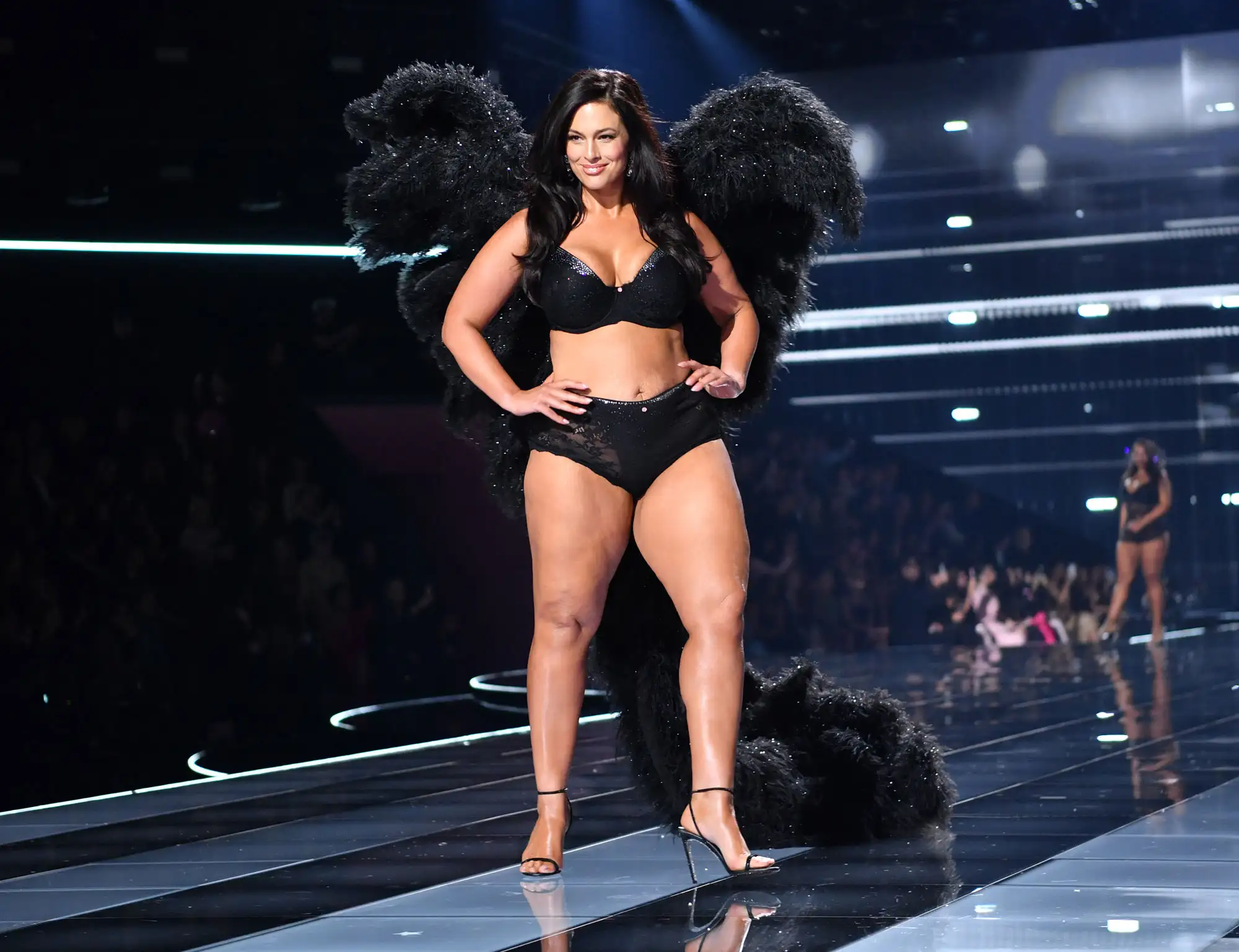 اشلی گراهام مدل ویکتوریا سکرت اشلی گراهام مدل ویکتوریا سکرت