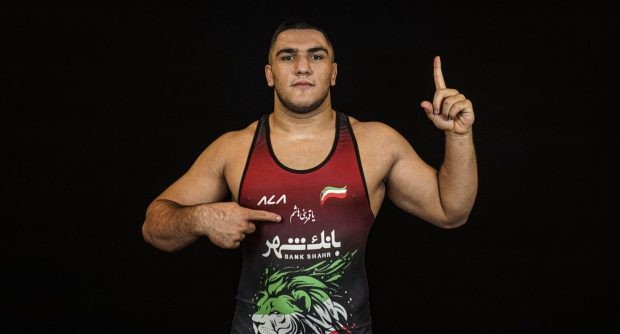 قهرمانی محمدنژاد در وزن ۱۲۵ کیلوگرم