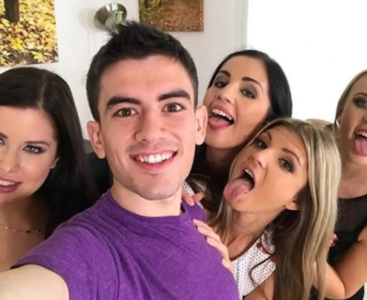 تصویر پورنو جوردی ال نینو پولا