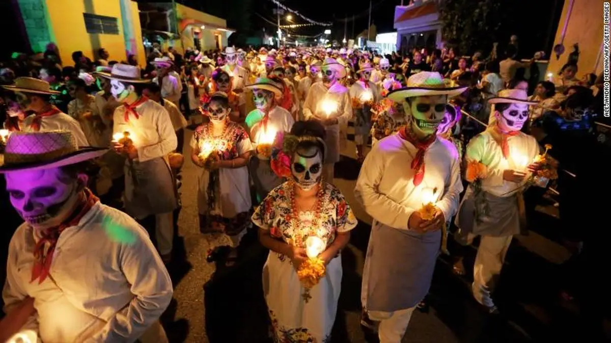 رژه اسکلت‌ها ترکیب هنر و سنت در مکزیک