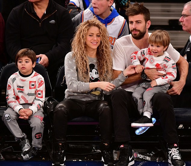 شکیرا در بازی بارسا و رئال شکیرا در بازی بارسا و رئال