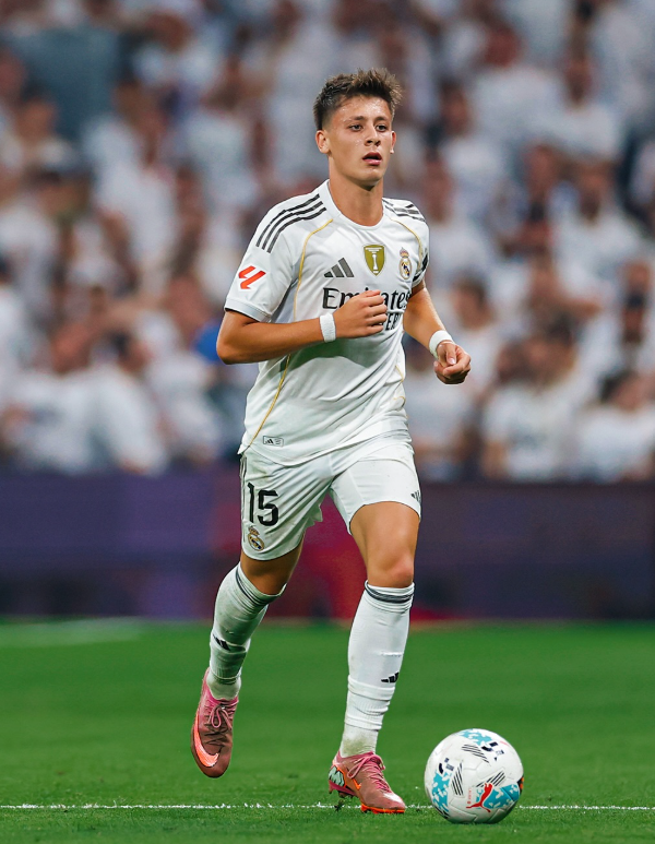 عکس آردا گولر بازیکن فوتبال