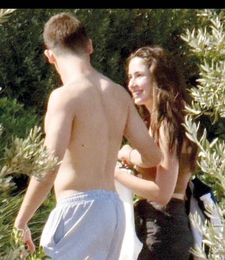 عکس آردا گولر و دورو نایمان در تعطیلات بودروم