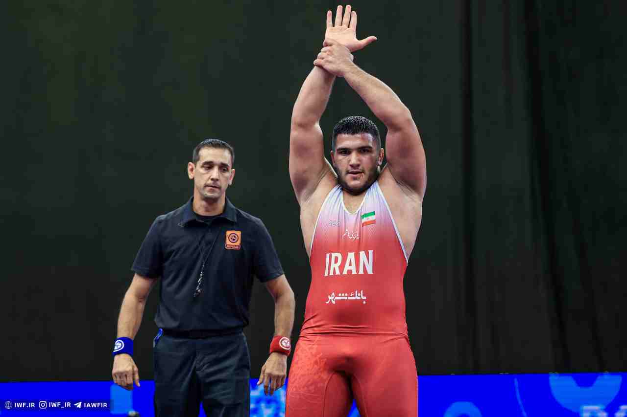 محمدنژاد با شکست حریفان قهرمان شد