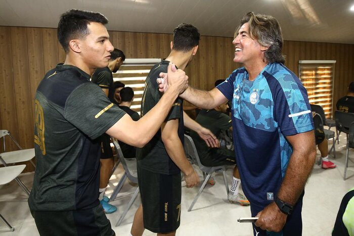 فعالیت ساپینتو در استقلال