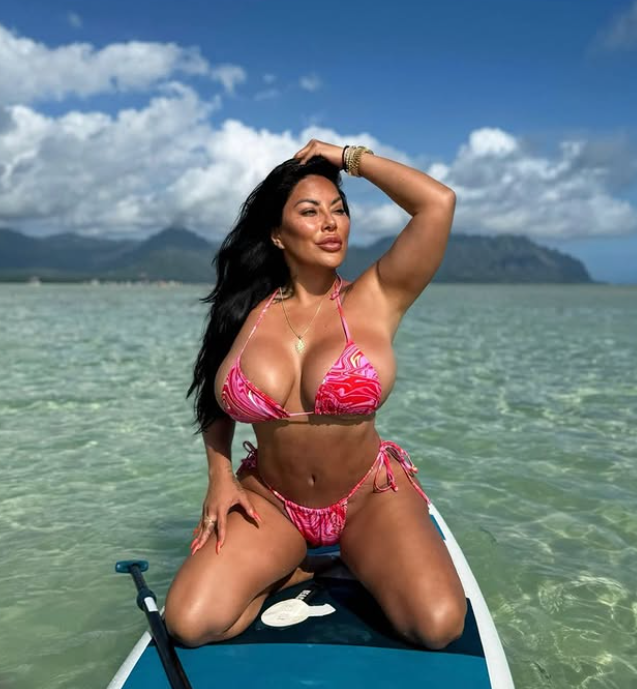 پورن استار کیارا میا 