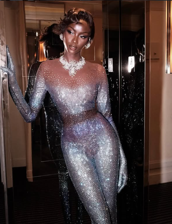  عنوان بهترین مدل سال آنوک یای