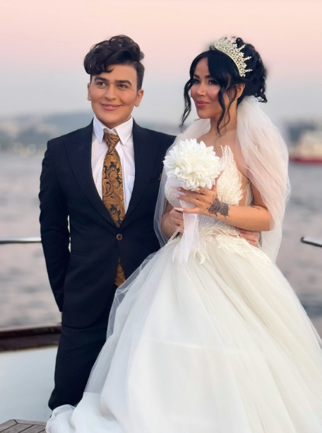 بیوگرافی مینا نامداری و همسرش