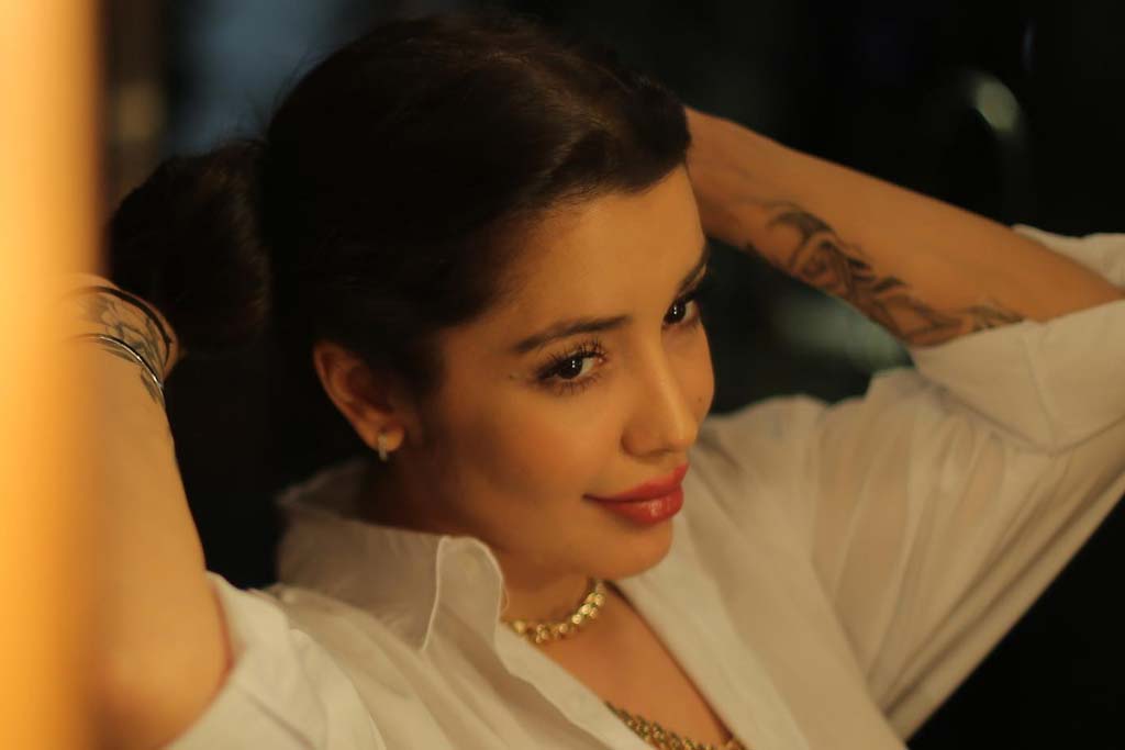 سوپر نیلی افشار