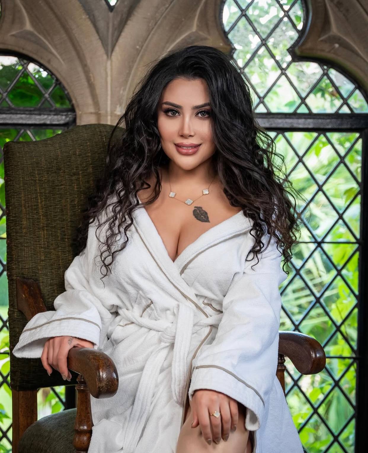 فیلم و عکس های سکسی نازنین همدانی