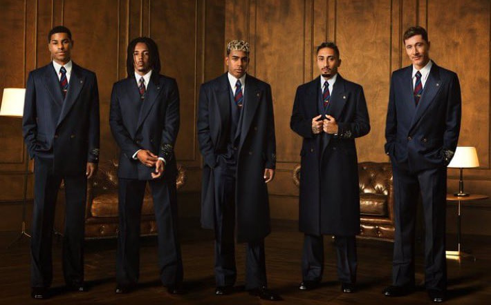 امیری طراحی کت و شلوار بازیکنان بارسلونا امیری طراحی کت و شلوار بازیکنان بارسلونا