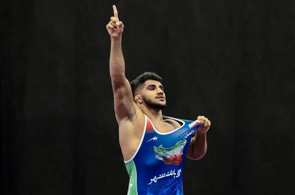 اتحادیه جهانی کشتی فرخی را برترین فرنگی‌کار ۲۰۲۵ 