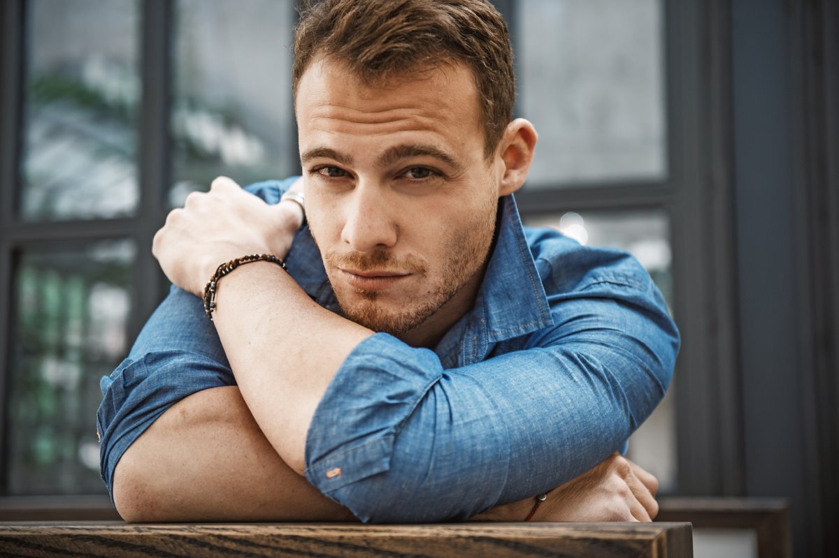 تصاویر کرم بورسین بازیگر