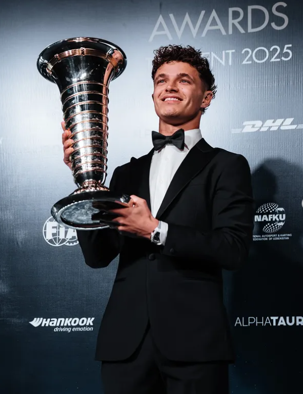 عکس لندو نوریس قهرمان فرمول یک ۲۰۲۵